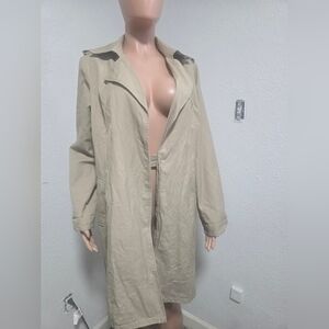Ellen Tracy Classic Beige Trench Coat